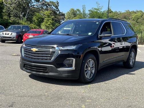 2022 Chevrolet Traverse LT Leather