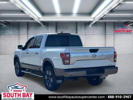 2024 Nissan Titan Platinum Reserve