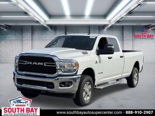 2023 RAM 2500 Big Horn Crew Cab 4x4 8' Box
