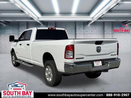 2023 RAM 2500 Big Horn Crew Cab 4x4 8' Box