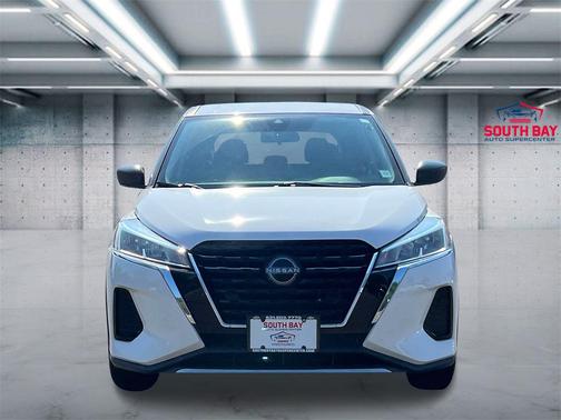 2022 Nissan Kicks S