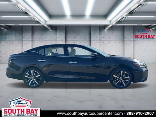 2022 Nissan Maxima SV Xtronic CVT