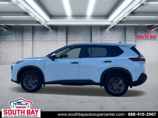 2022 Nissan Rogue S