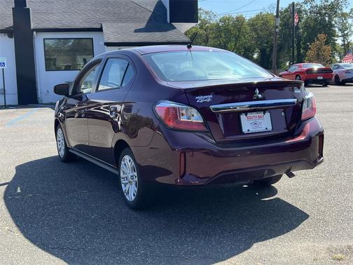 2024 Mitsubishi Mirage G4 LE