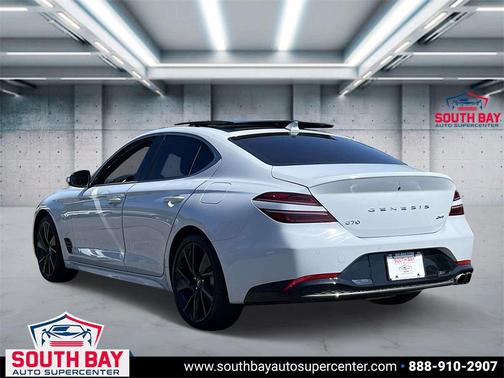 2023 Genesis G70 2.0T AWD