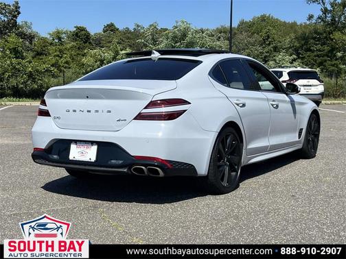2023 Genesis G70 2.0T AWD