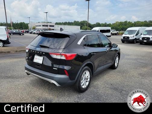 AGATE BLACK METALLIC 2020 Ford Escape SE