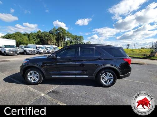 AGATE BLACK METALLIC 2024 Ford Explorer XLT