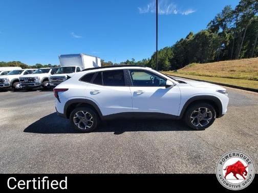 Summit White 2024 Chevrolet Trax LT