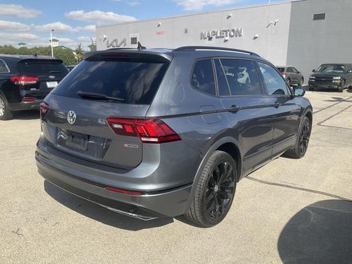 2021 Volkswagen Tiguan 2.0T SE R-Line Black 4MOTION