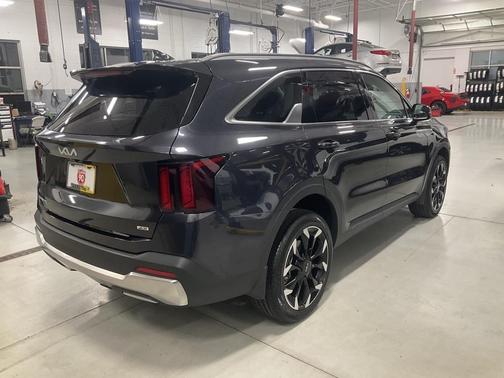 2025 Kia Sorento EX