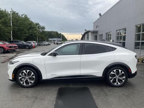 2021 Ford Mustang Mach-E Premium