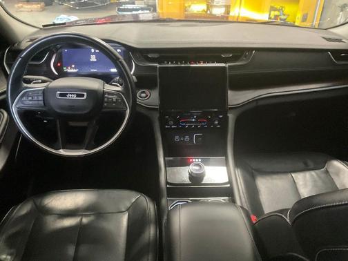 Velvet Red Pearlcoat 2022 Jeep Grand Cherokee Limited