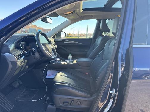 2022 INFINITI QX60 Luxe