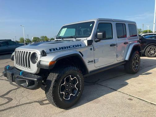 Silver Zynith Clearcoat 2023 Jeep Wrangler 4xe Rubicon