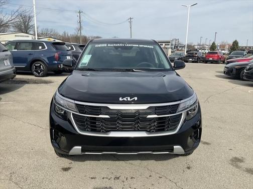 2025 Kia Seltos LX