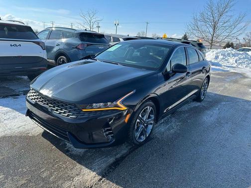 2023 Kia K5 EX