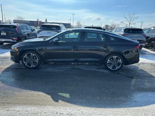 2023 Kia K5 EX