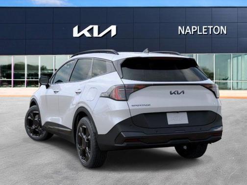 Glacial White Pearl 2026 Kia Sportage X-Line
