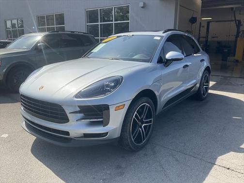 2020 Porsche Macan Base