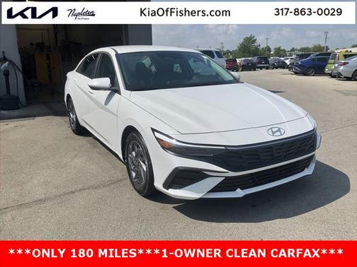2024 Hyundai ELANTRA SEL