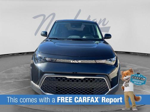 Fusion Black 2025 Kia Soul LX