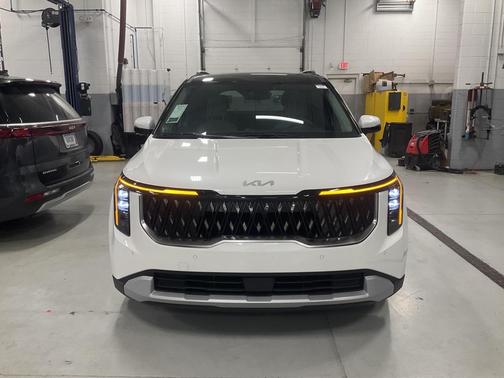 2026 Kia Carnival EX