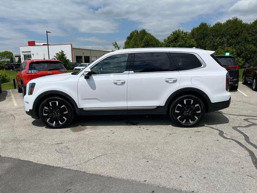 Glacial White Pearl 2025 Kia Telluride SX