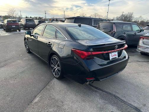 2022 Toyota Avalon Touring