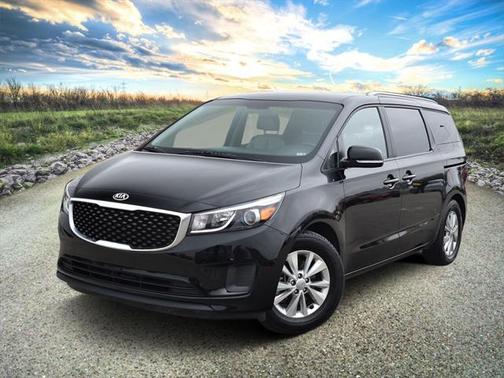 2017 Kia Sedona LX