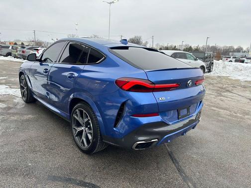 2020 BMW X6 M50i