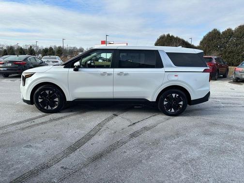 2026 Kia Carnival Hybrid LXS