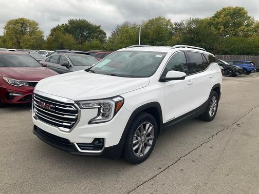 2024 GMC Terrain SLT