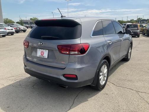 2020 Kia Sorento LX