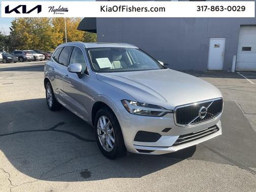2020 Volvo XC60 T5 Momentum