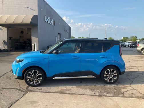 Surf Blue/Black 2025 Kia Soul EX