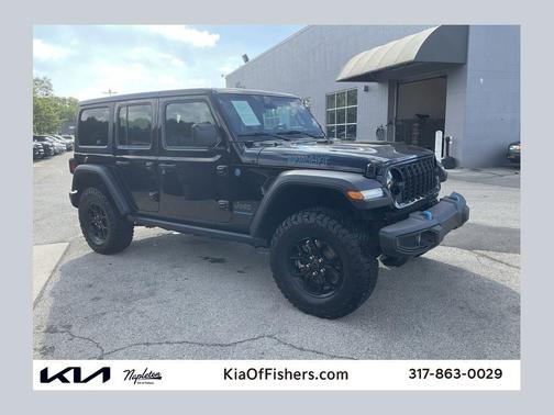 Black Clearcoat 2024 Jeep Wrangler 4xe Willys