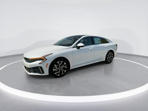 2025 Kia K5 EX