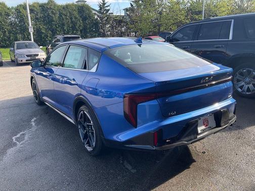 2025 Kia K4 GT-Line