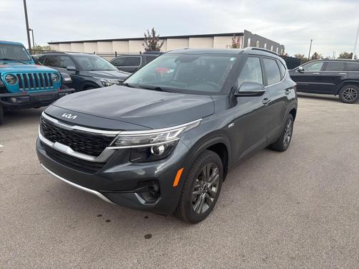 2023 Kia Seltos S