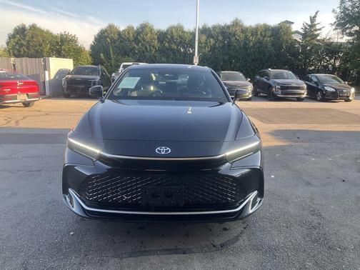 2024 Toyota Crown Limited