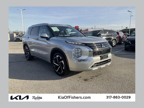Alloy Silver Metallic 2024 Mitsubishi Outlander SEL