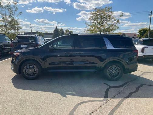 2026 Kia Carnival Hybrid SX