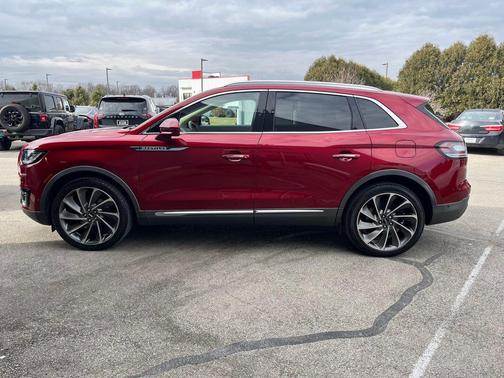2019 Lincoln Nautilus Reserve