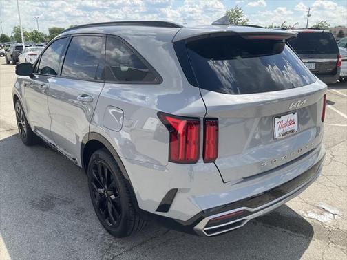 2022 Kia Sorento SX