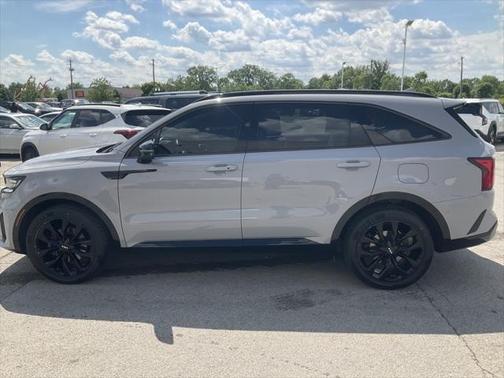 2022 Kia Sorento SX