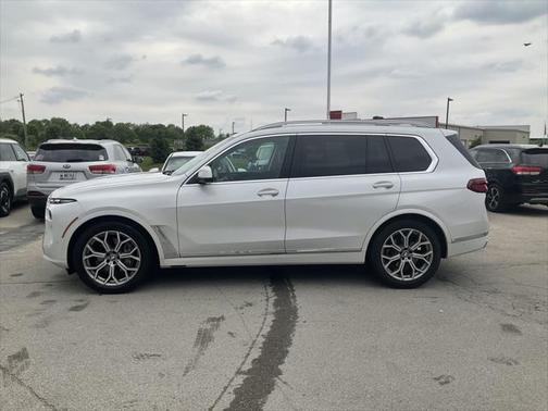 2023 BMW X7 xDrive40i