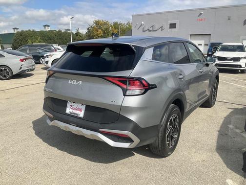 2024 Kia Sportage LX