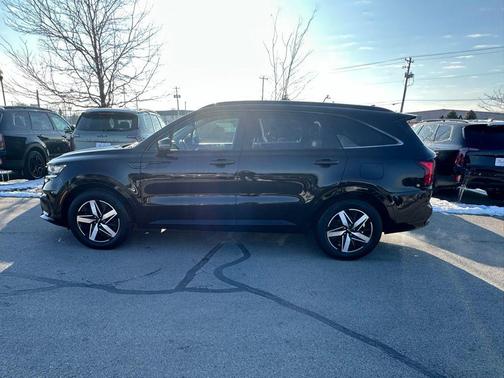 2022 Kia Sorento S