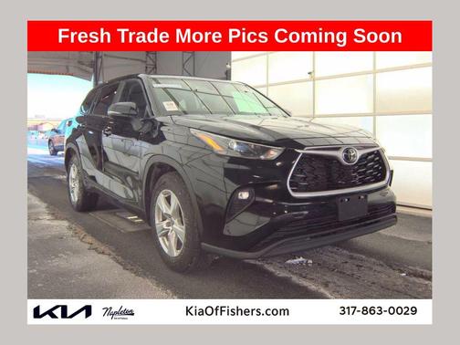 2024 Toyota Highlander LE I4